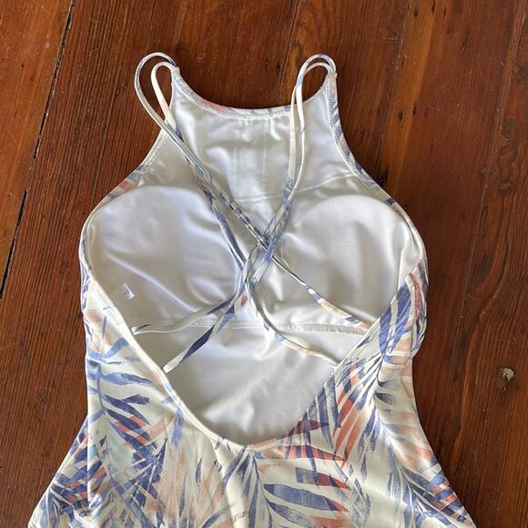 GAP palm leaf pastel print scoop strappy back one piece with pads sz L - Picture 6 of 7